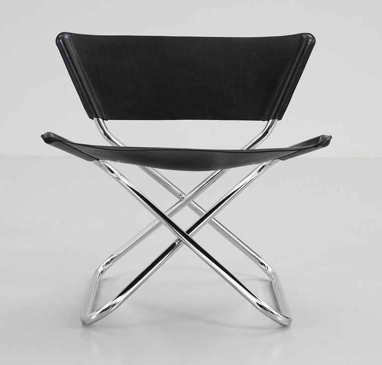 An Erik Magnussen chromed steel and black leather 'Zdown' chair, Engelbrechts, Denmark.