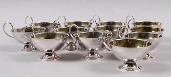 PUNCHMUGGAR, 12 st, silver. Ceson, Göteborg, 1980.