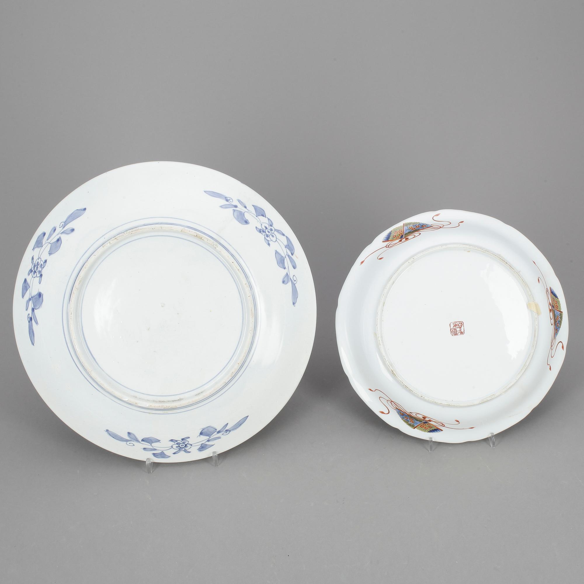 FAT, 2 st, porslin, Imari, Japan omkring år 1900.