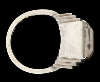 RING, sterling silver och bergkristall, Wiwen Nilsson, Lund 1948.
