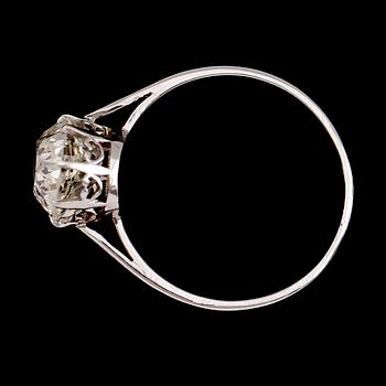 RING, 18 k vitguld, solitär briljantslipad diamant ca 1.90-2.00 ct.