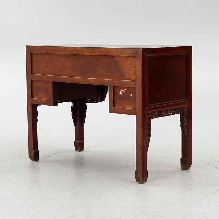 Skrivbord, Kina, 1900-talets första hälft.