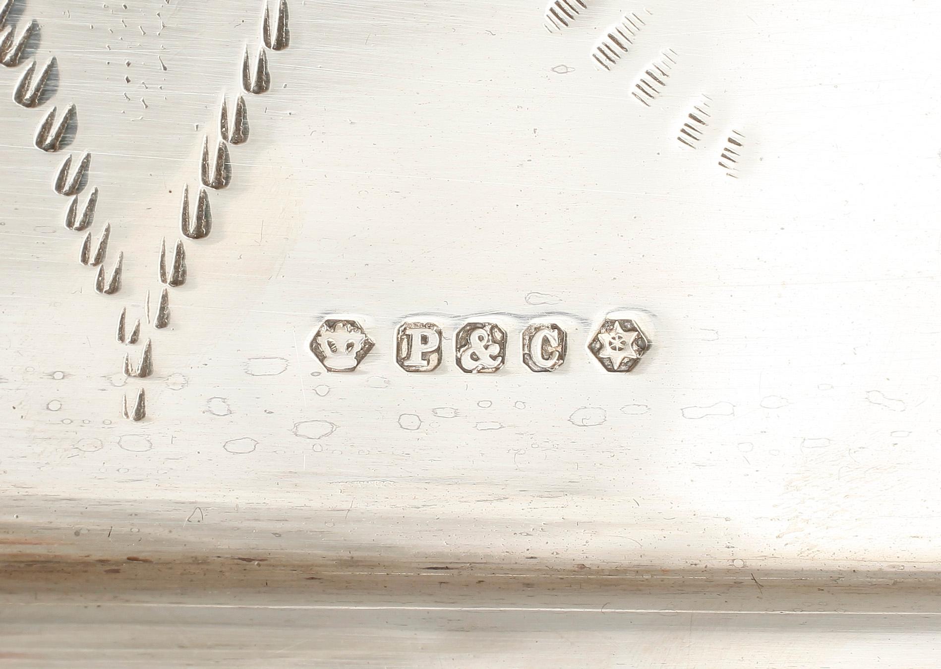 BRICKA, nysilver, England, omkring 1900.
