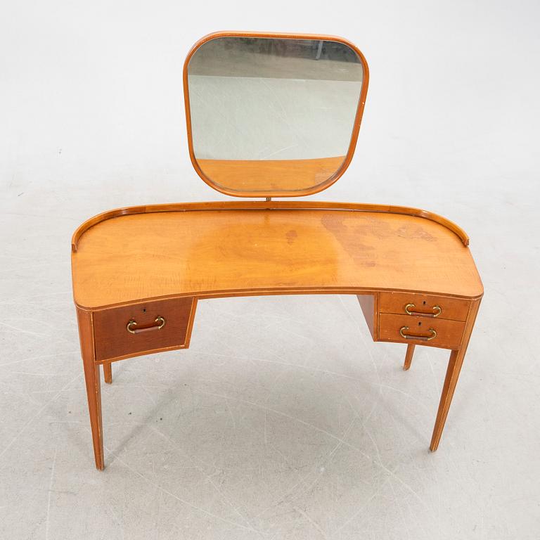 Axel Larsson, tillskriven, sminkbord, Bodafors, 1900-tal.