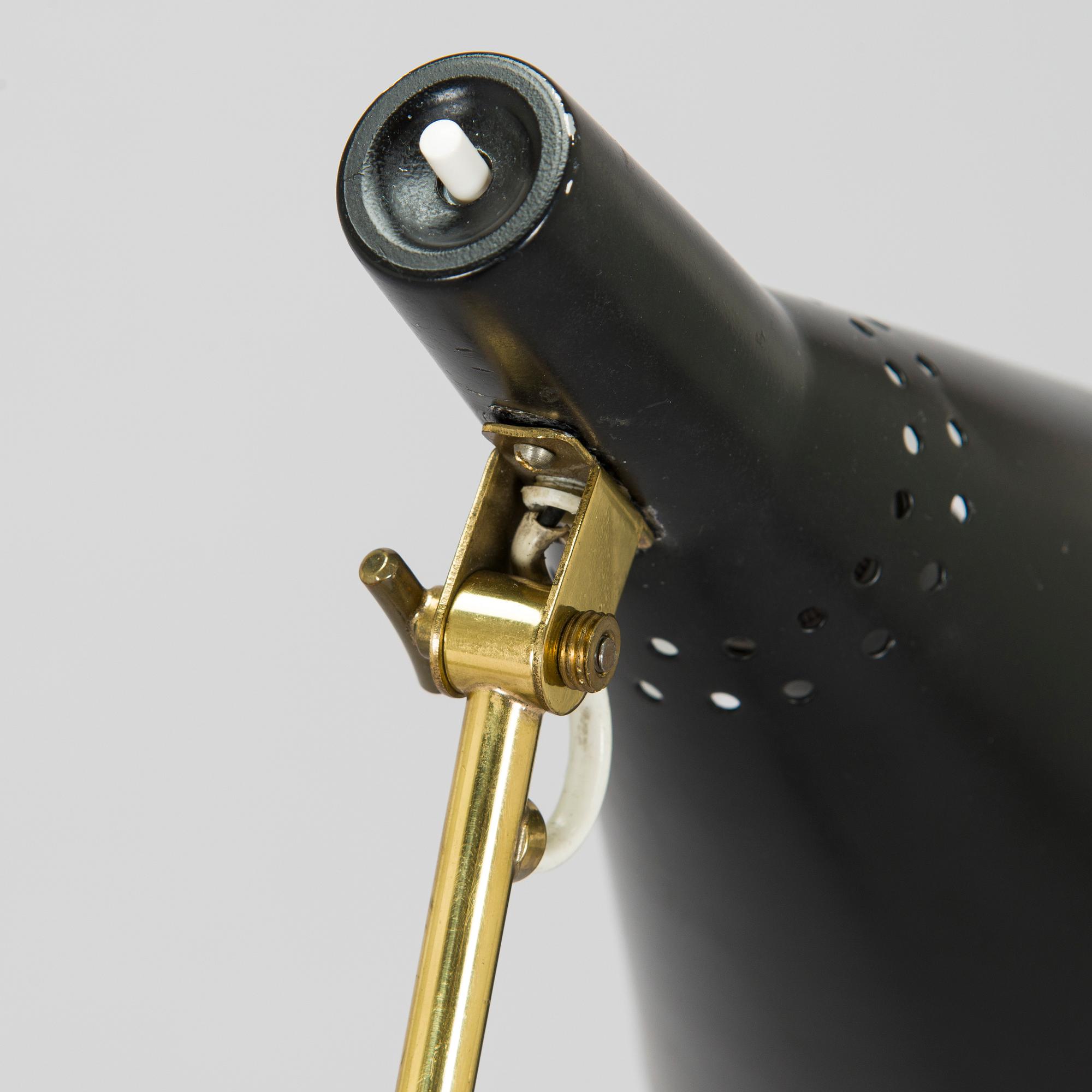 Tapio Wirkkala, A mid-20th-century 'K 10-11' floor light for Idman.