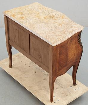 BYRÅ, Louis XV-stil, 1900-talets början.