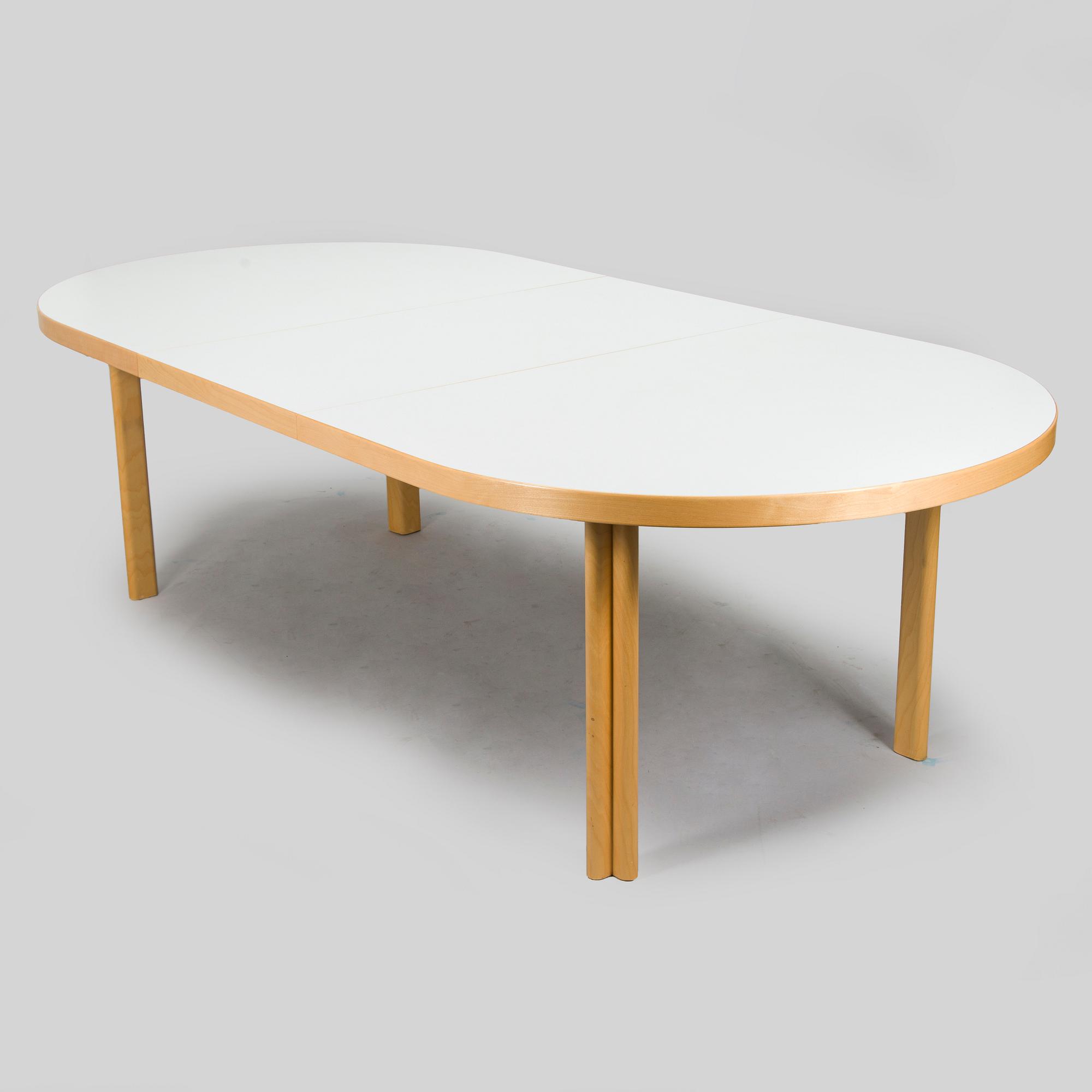 Alvar Aalto, matbord, modell H99, Artek 1900-talets slut.