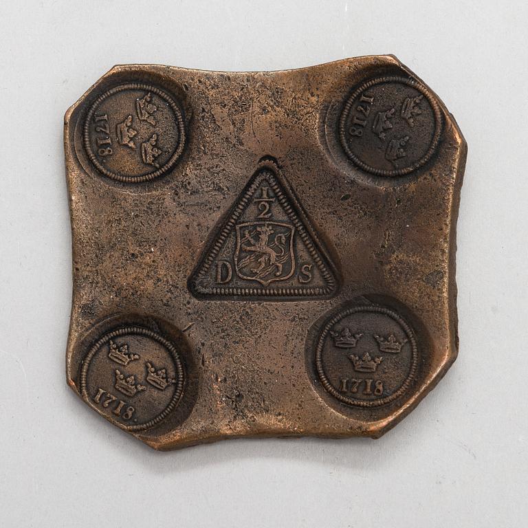 A Swedish copper plate coin,  1/2-daler, King Karl XII, 1718.