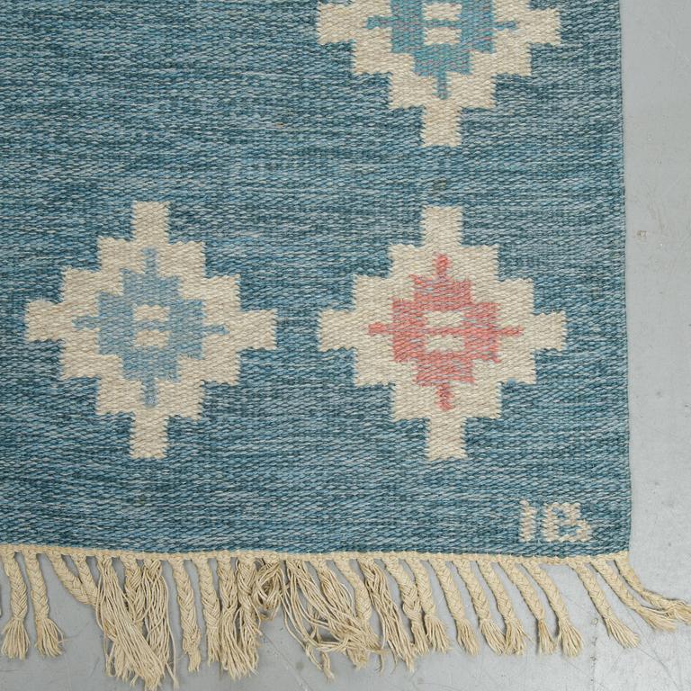 Matto, flat weave, ca 202,5-204 x 137-138 cm, signed IB.