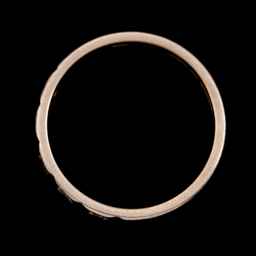 RING, 18 k vitguld, 1974, med 5 diamanter ca 0.11 ct enligt gravyr. Vikt 5 gram.