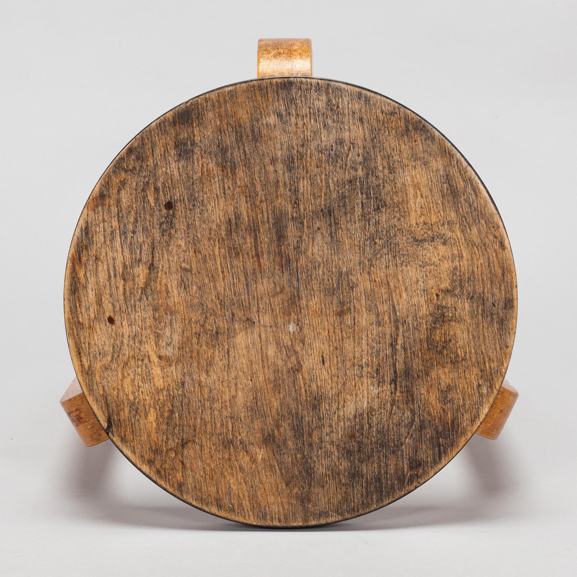 Alvar Aalto, pall, modell 60,O.Y. Huonekalu- ja Rakennustyötehdas A.B för återförsäljaren Finmar Ltd, England 1934-1939.