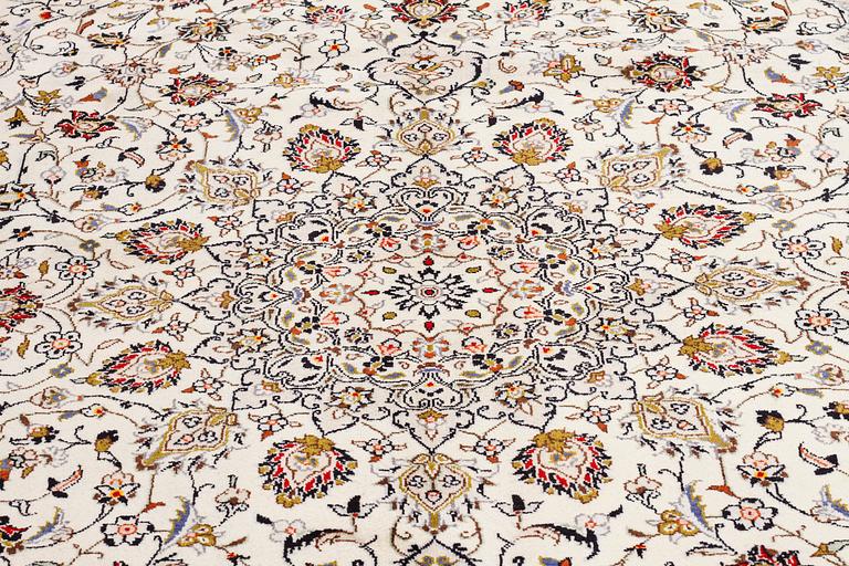 MATTA, Keshan, 345 x 240 cm.