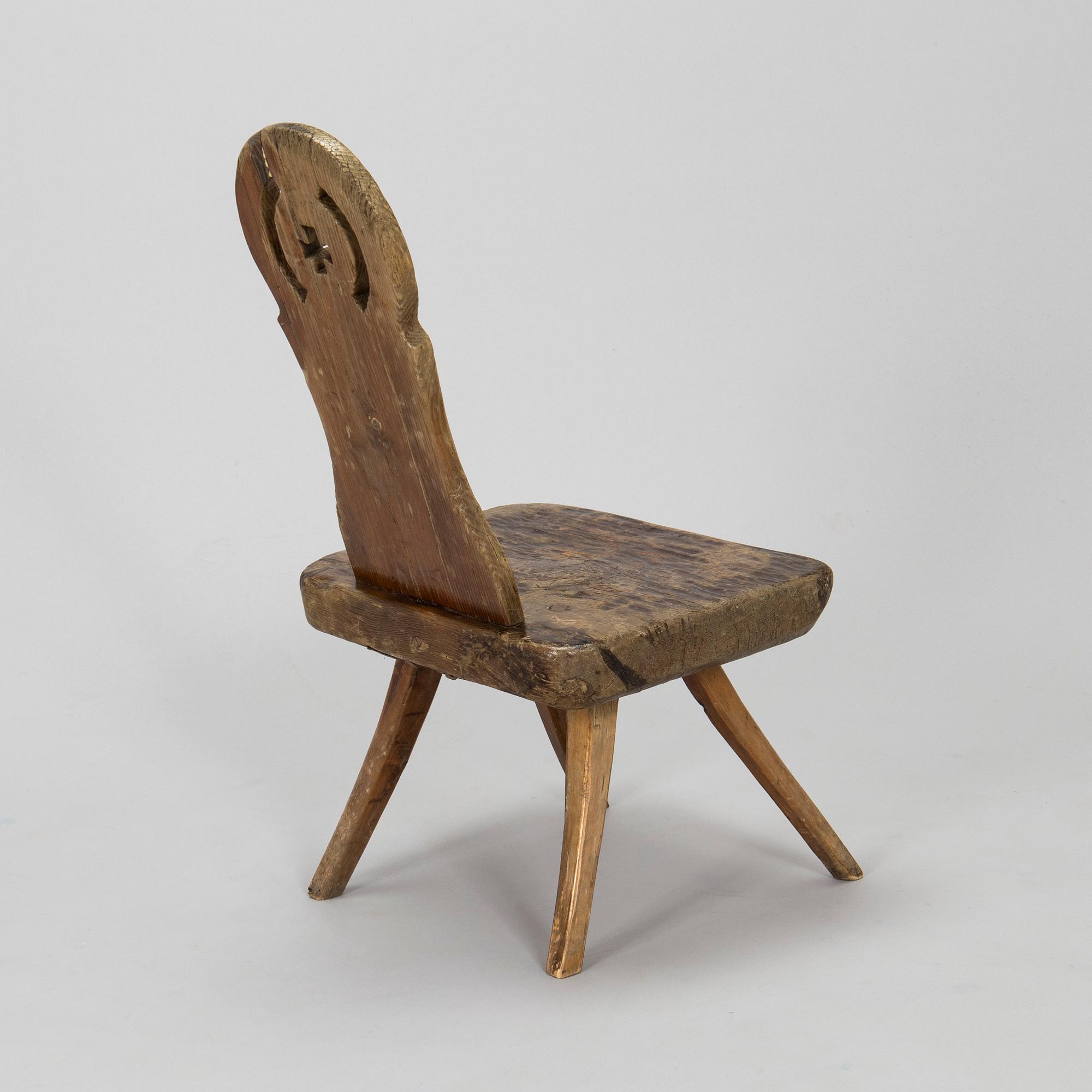 A folk art chair, 18th/19th century.
