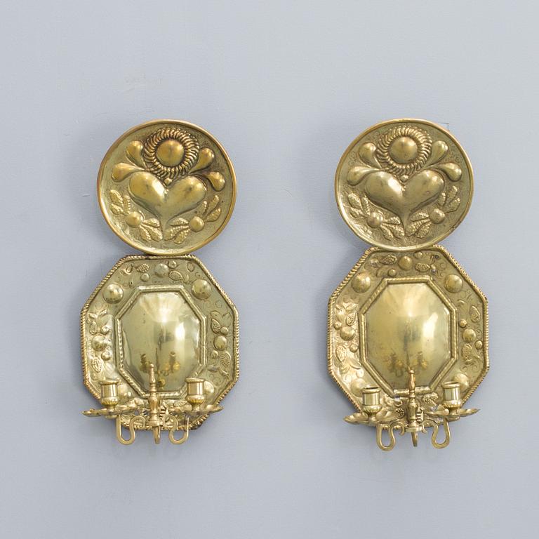 VÄGGPLÅTAR, ett par, mässing, barock, 1700-tal.