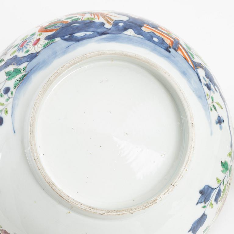 Bålskål samt skål, porslin, kompaniporslin, Kina, Qingdynastin, Qianlong (1736-95).