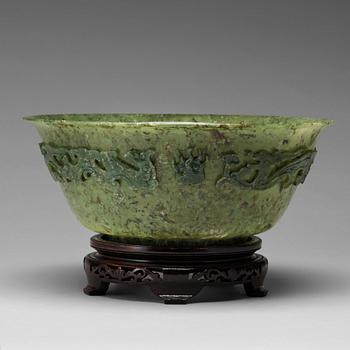 495. A large quartz bowl, China, 20th Century.