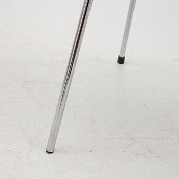 Arne Jacobsen, chairs, 6 pcs, "The Ant", Fritz Hansen, Denmark, 2004.