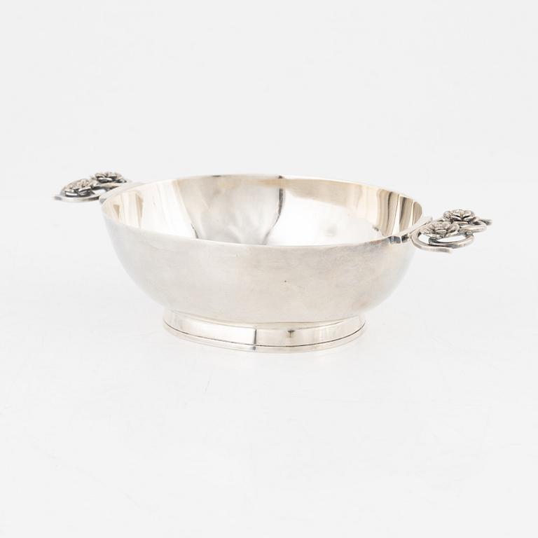 A Swedish Sterling Silver Bowl, mark of Atelier Borgila, Stockholm 1947.