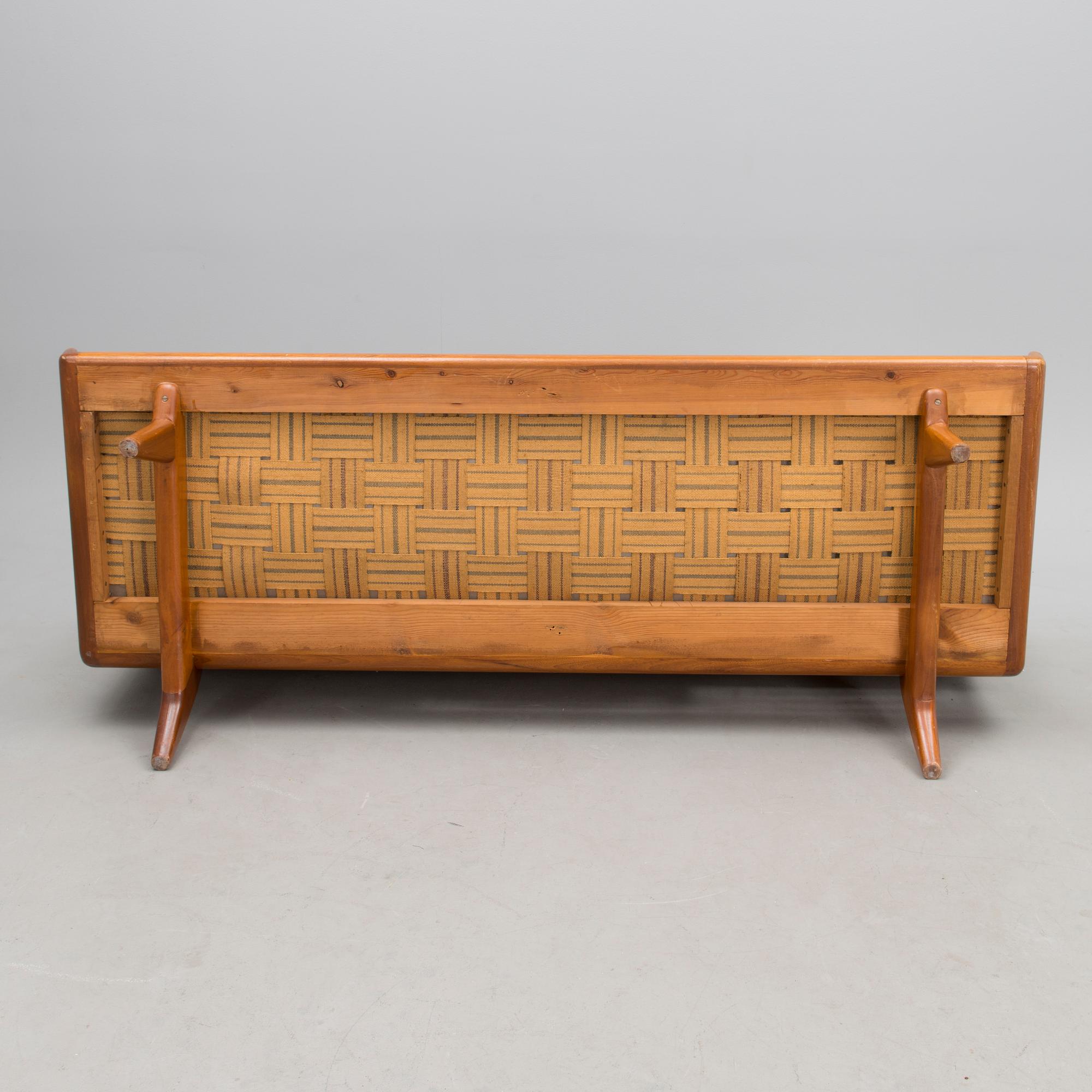 A late 1950s "Studio sofa" for HMN Huonekalu Mikko Nupponen, Lahti, Finland.