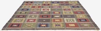 A flat weave carpet, c. 327 x 243 cm, Bohusslöjd–Konstfliten.