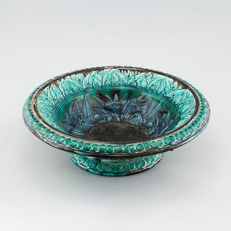 A majolica bowl by Rörstrand, dated 1872.