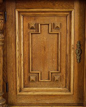 BOKSKÅP, nyrenässans, 1800-talets slut.