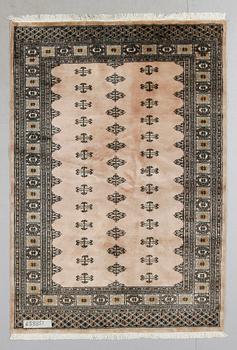 MATTA, Pakistan. Ca 200 x 140 cm.