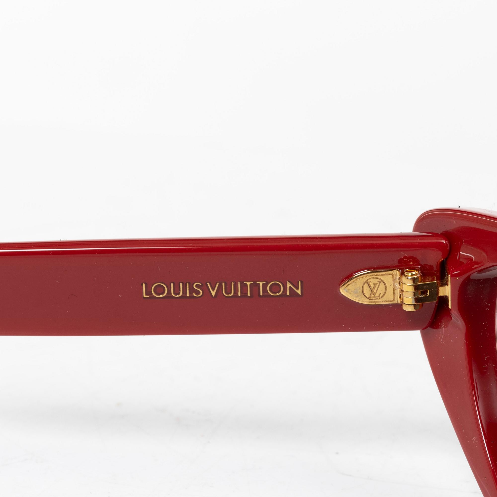 Louis Vuitton, Sunglasses.