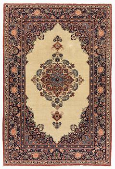 A semi-antique Keshan rug, c. 204 x 140 cm.