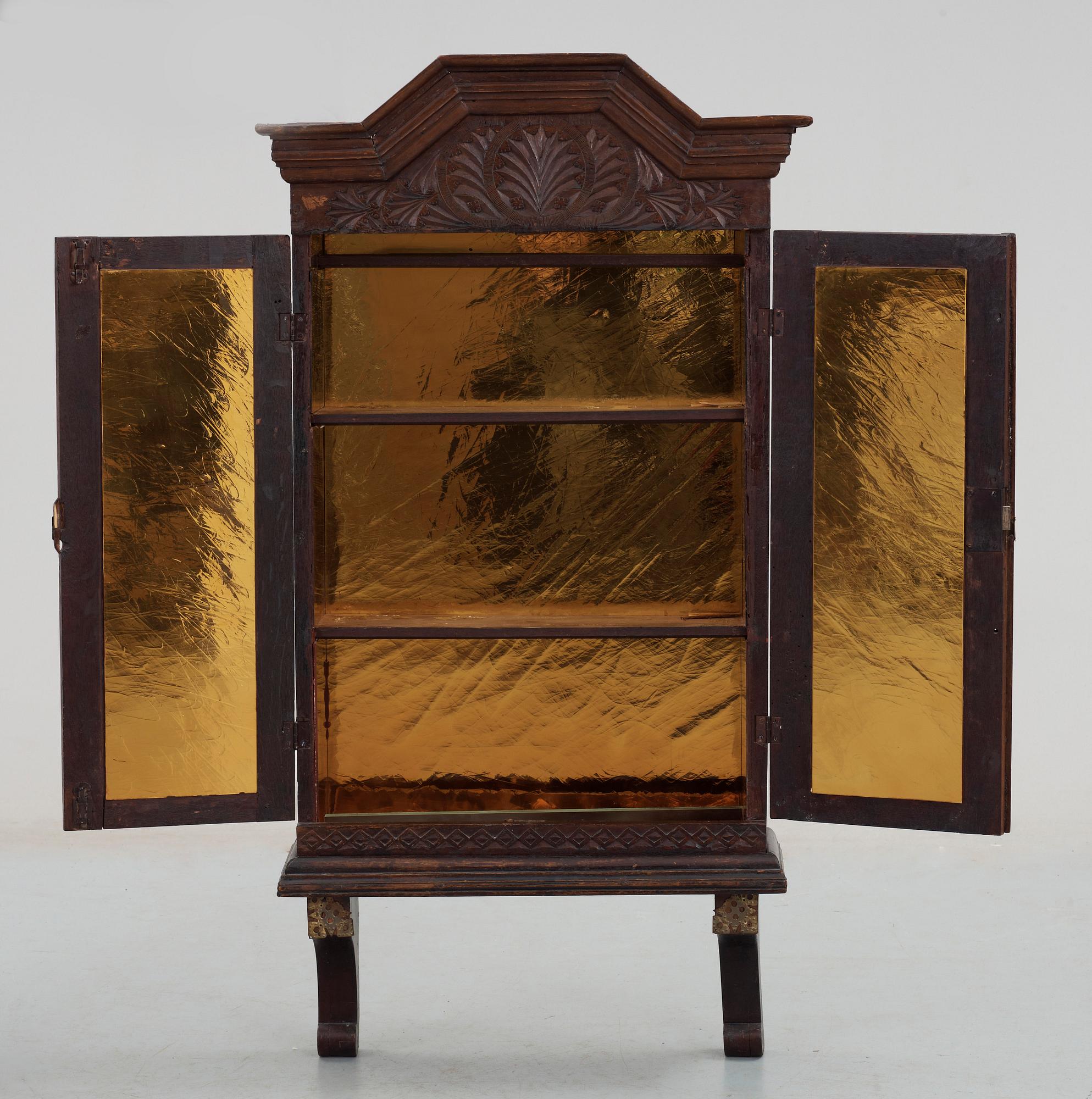 VÄGGSKÅP, barockstil, 1900-tal.