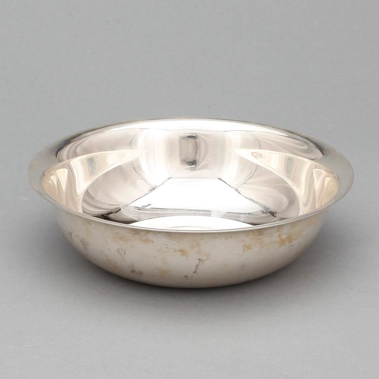 SKÅL, silver Torun Bülow-Hübe för Georg Jensen, vikt ca 157g.