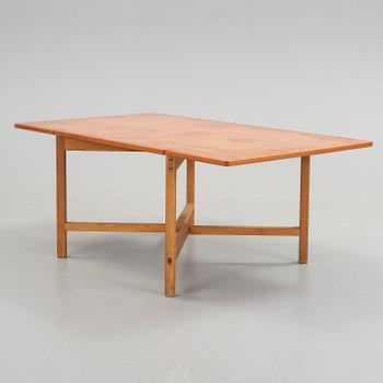 BORD. Ur serien "Kaskad", Christina Fürst, Karl Andersson & Söner, modellen formgiven 1992.