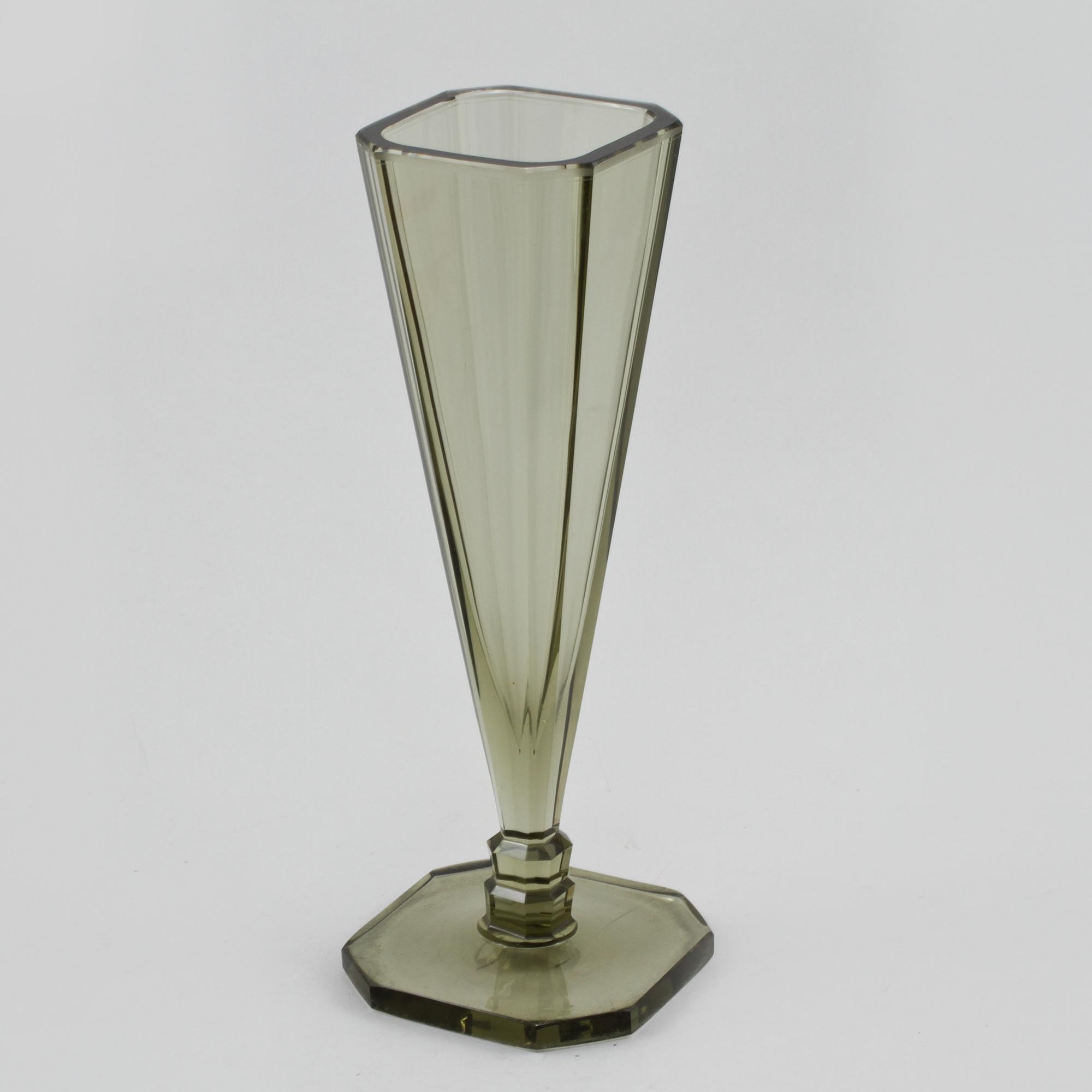 VAS, glas, Elis Bergh, Kosta, 1900-talets andra kvartal.