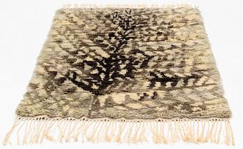 Kirsti Ilvessalo, matta "Ormbunksblad", rya ca 164 x 108 cm, för Finska handarbetets vänner.