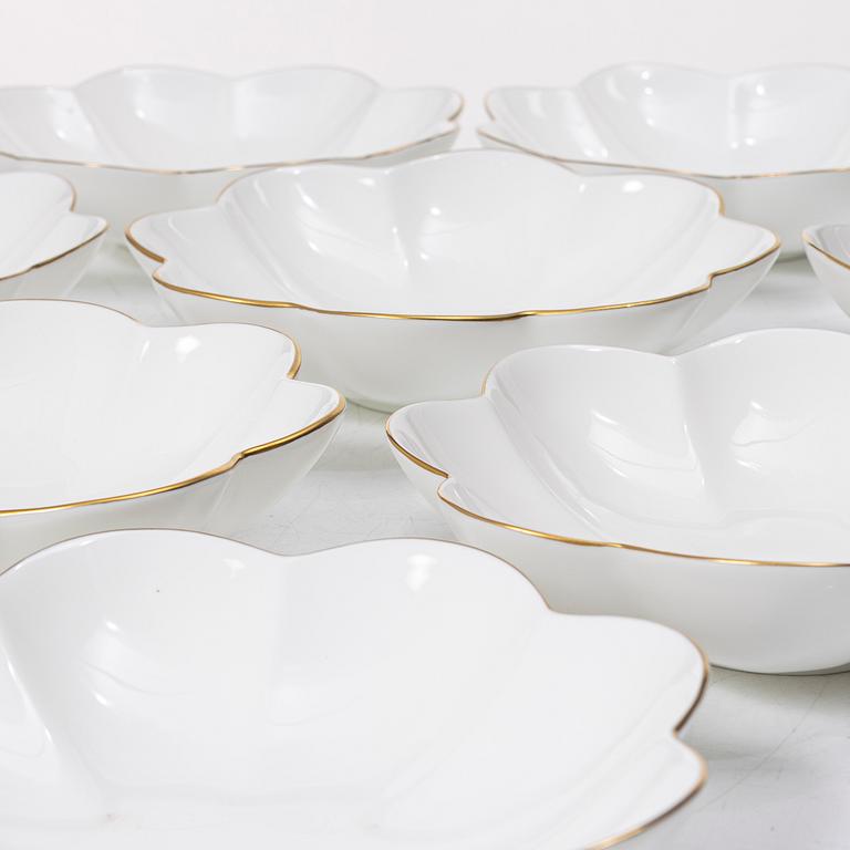 Karin Björquist, Blomformade skålar, 12 st, porslin, "Nobel" Rörstrand.