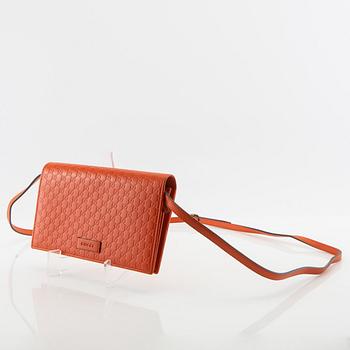 Gucci, väska "GG Supreme Canvas Sherry Line".