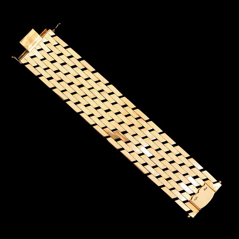 ARMBAND, 18 k guld, fantasilänk, vikt ca 89 g.