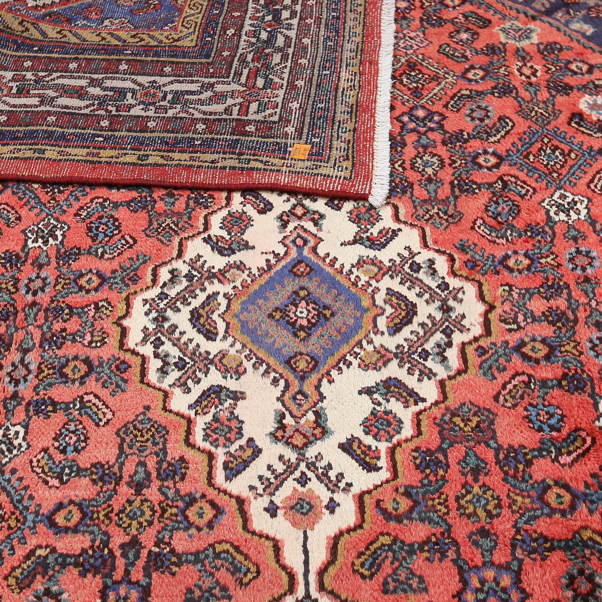 MATTA, Hamadan, ca 300 x 205 cm.