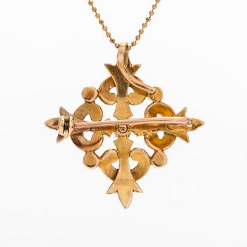 Rintaneula/riipus, kultaa siemenhelmet ja vanhahiontainen timantti, ketjulla.