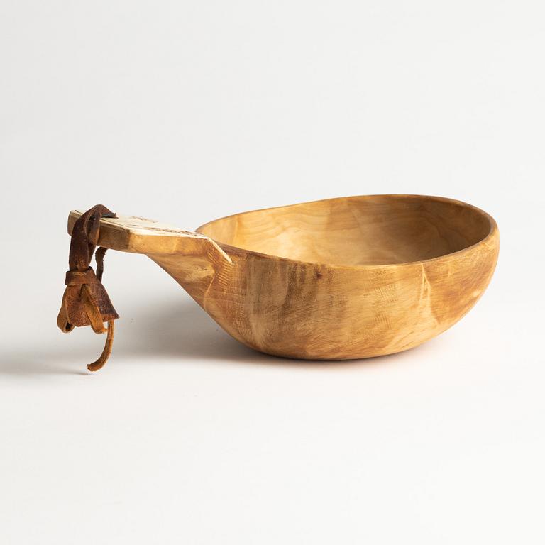 A birch and reindeer horn drinking cup, unidentified signature.