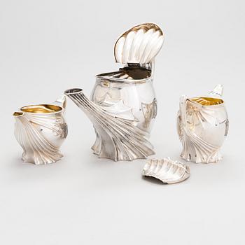 A 3-piece Art Nouveau silver plated tea set, Paul Follot, France early 20th century.