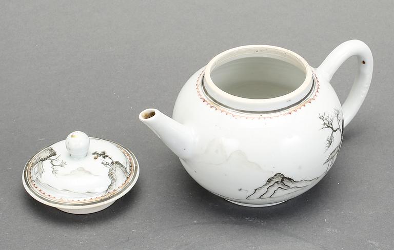 TEKANNA, porslin. Kina, Chien-Lung (1736-1795).