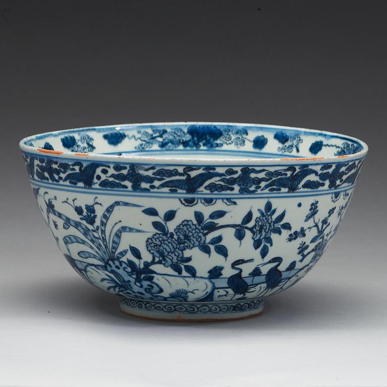 PRAKTSKÅL, porslin, Mingdynastin, Wanli (1572-1620).