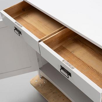 Skåp, 1900-talets början.