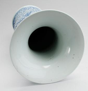VAS, porslin, Kina, 1800-/1900-tal.