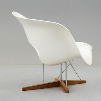 Charles & Ray Eames, "La Chaise", Vitra 21st Century.