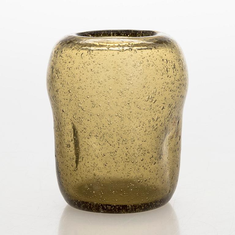 Runar Engblom, a 1940s/50s  glass vase, signed Runar Engblom Riihimäen Lasi Oy.
