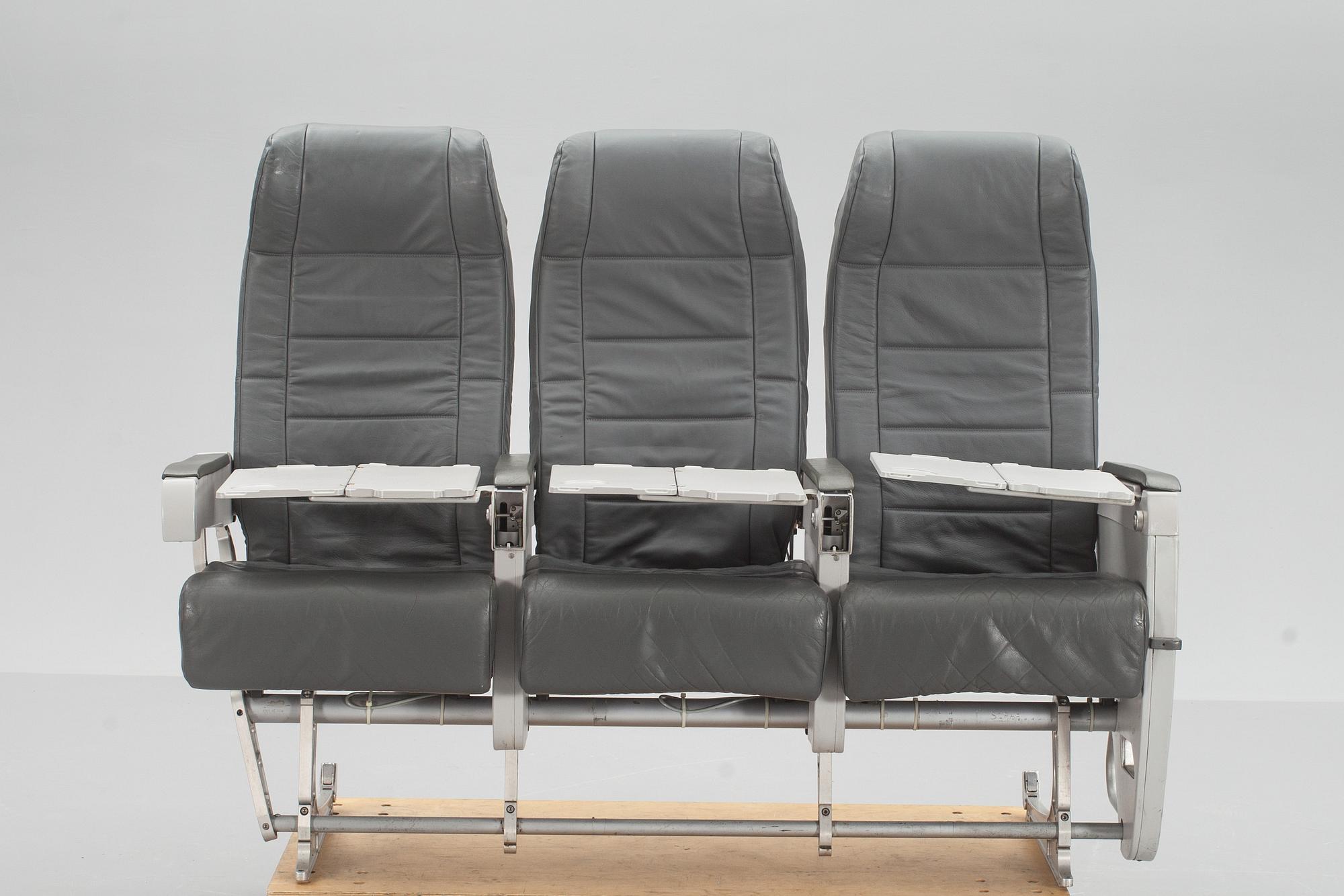FLYGPLANSSTOLAR, 3 sits.