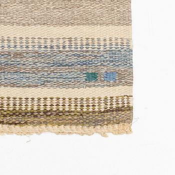 A carpet, flat weave, ca 243 x 172 cm. signed JLH (Jönköpings Läns Hemslöjd).