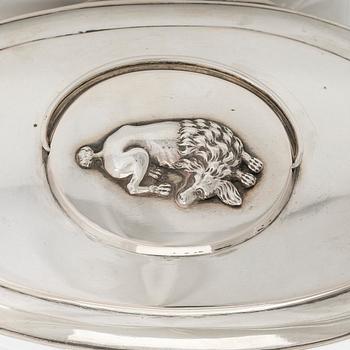 Johan Petter Grönvall, sockerskrin, silver, Stockholm, sannolikt kring 1820. Empir.